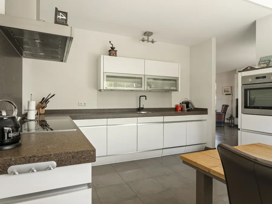 Eva Besnyöstraat 20, foto 11