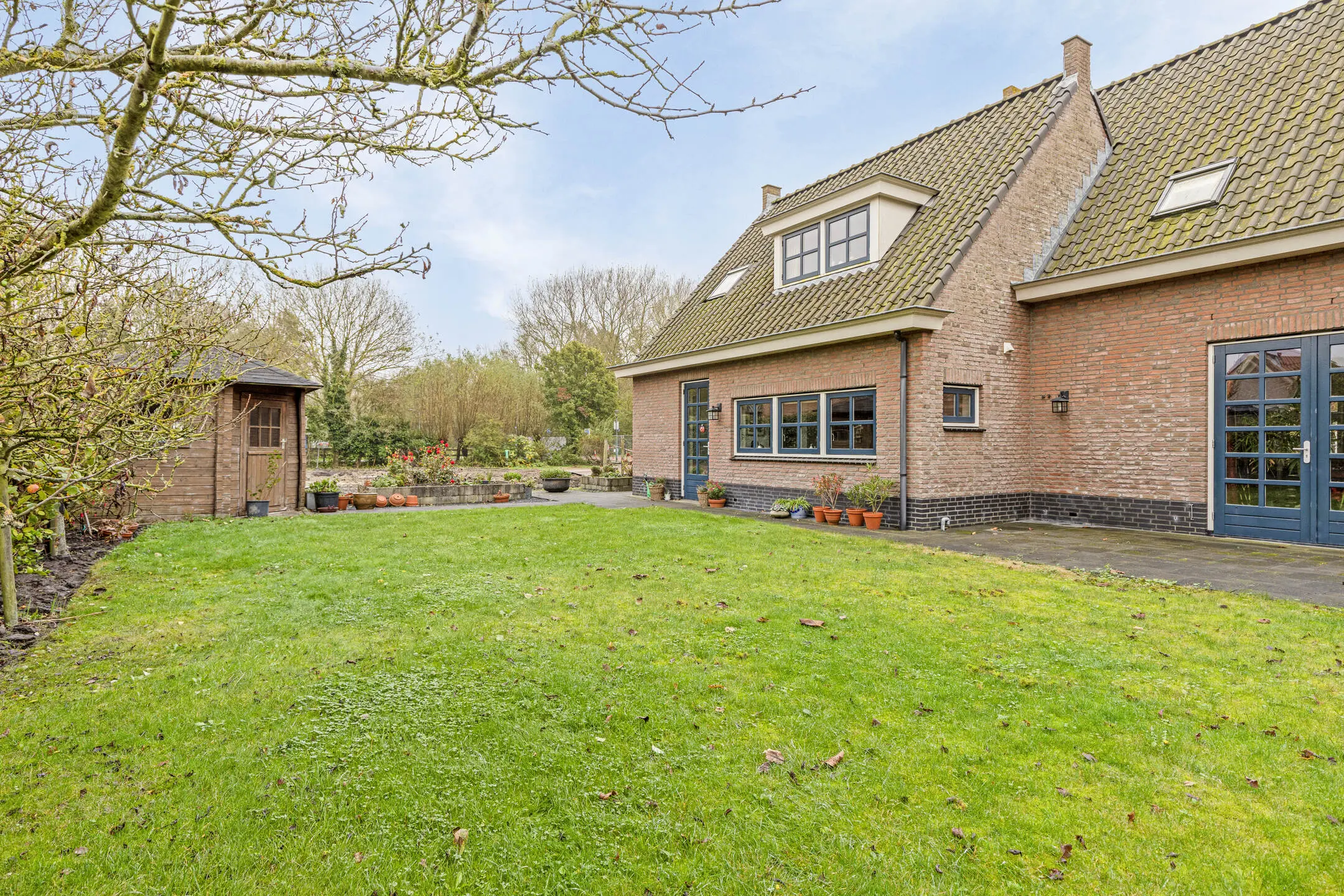 Aanloop 4 in DOMBURG, foto 2