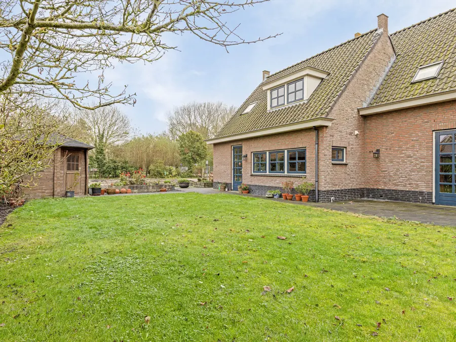 Aanloop 4, foto 2