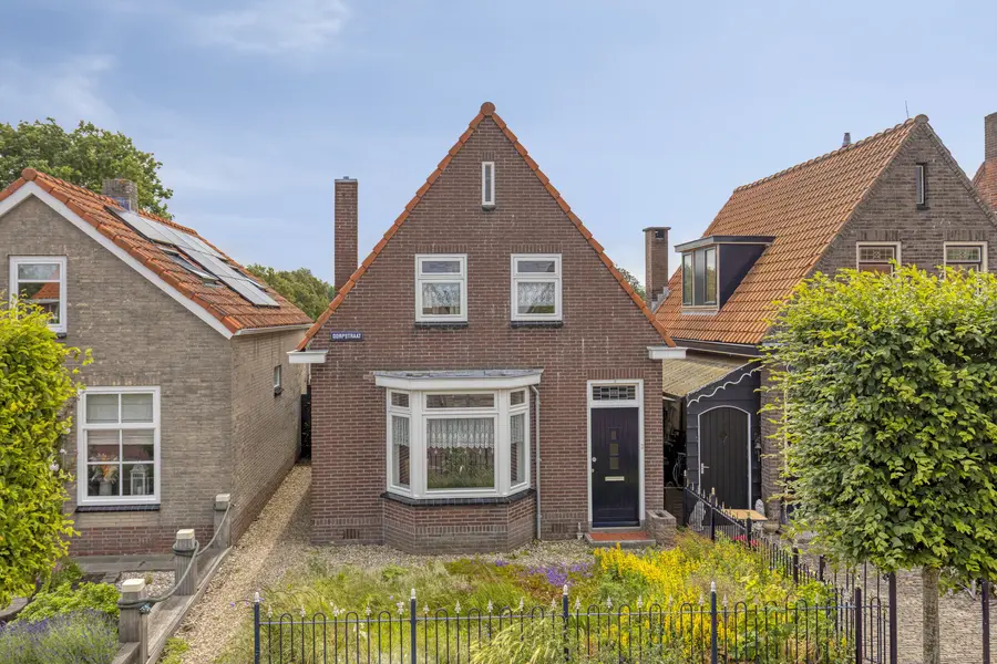 Dorpsstraat 72 in Oostkapelle