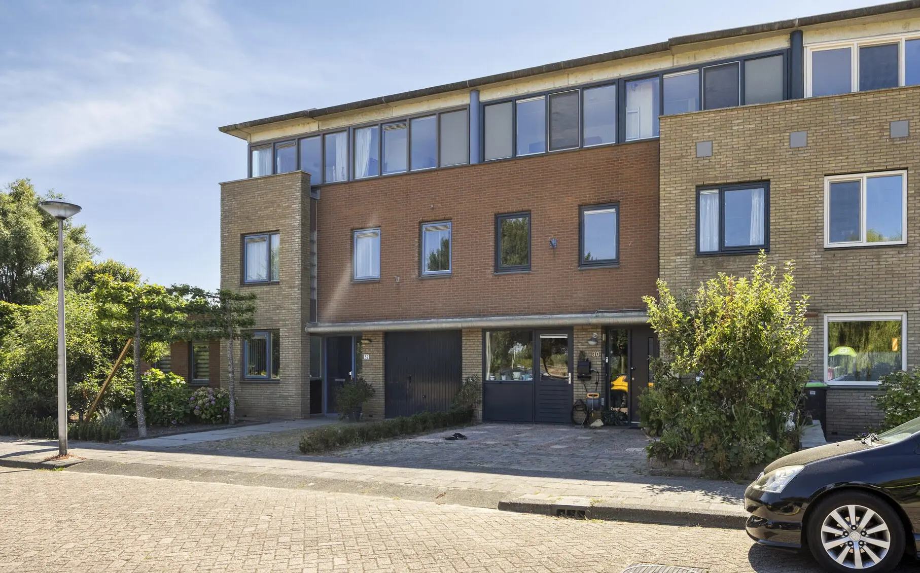 Henriëtte Roland Holststraat 30 in Spijkenisse