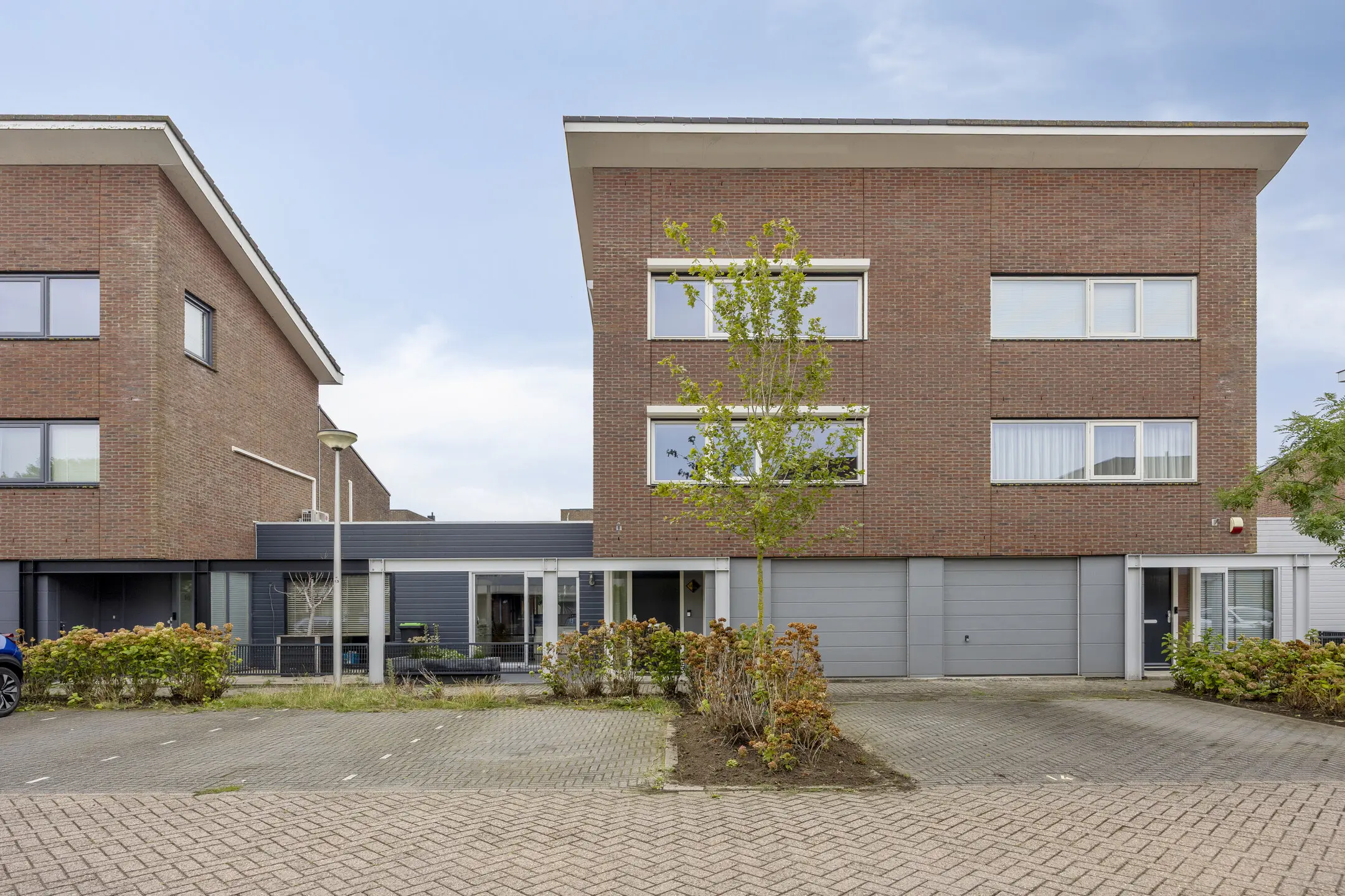 Nemelaerlaan 14 in Spijkenisse