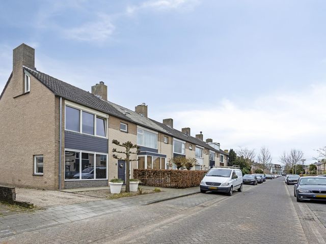 Foto van Adriaan Poortersstraat 1