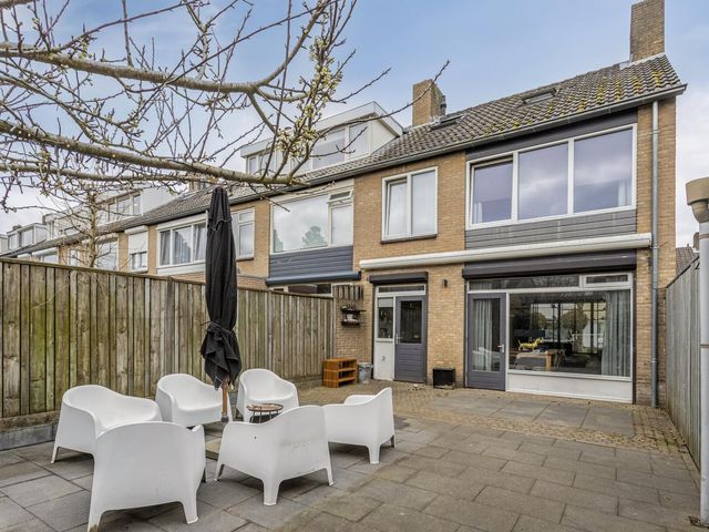 Foto van Adriaan Poortersstraat 1