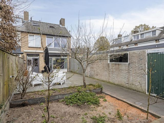 Foto van Adriaan Poortersstraat 1