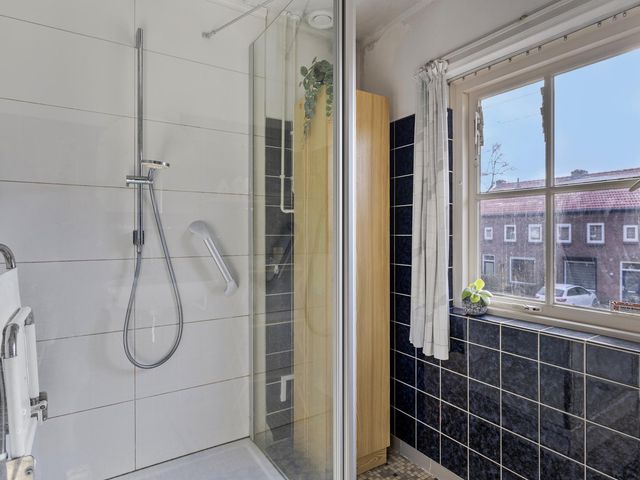 Foto van Esschestraat 64