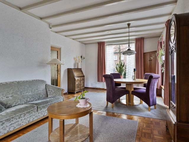 Foto van Esschestraat 64