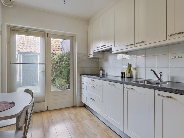Foto van Esschestraat 64