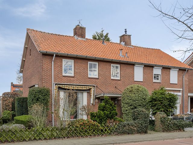 Foto van Esschestraat 64