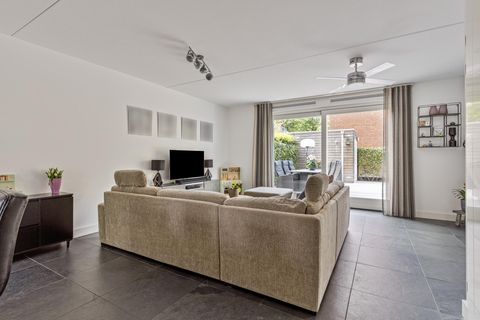 Kloosterstraat 27