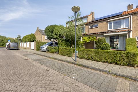 Anna Bijnsstraat 48