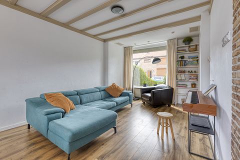 Anna Bijnsstraat 48