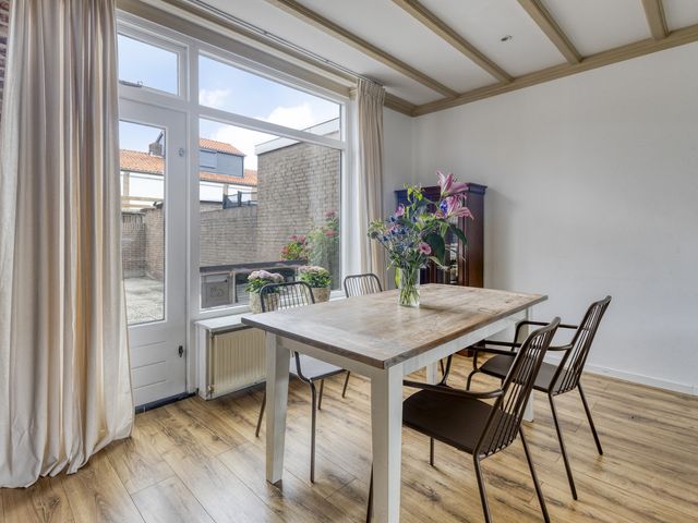 Foto van Anna Bijnsstraat 48