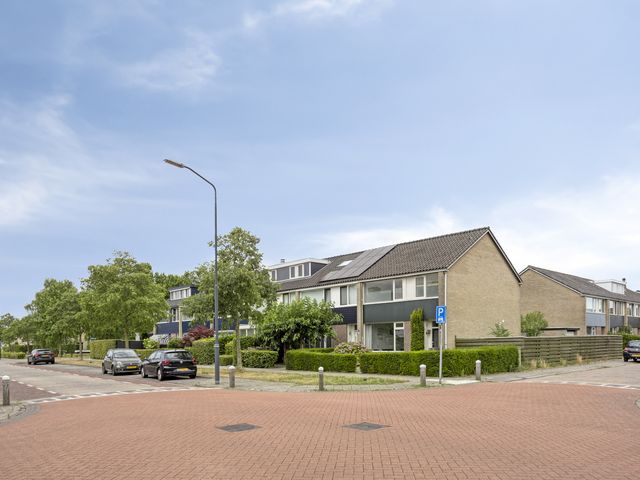 Foto van Rouppe van der Voortlaan 76