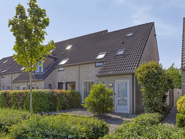 Foto van Dovenetelstraat 30