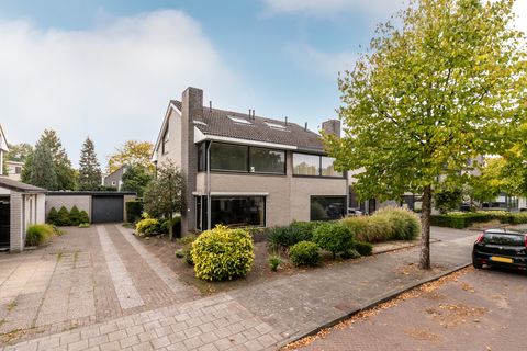 Willem-Alexanderlaan 7