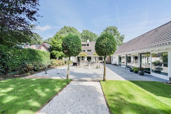 St.-Lambertusstraat 38