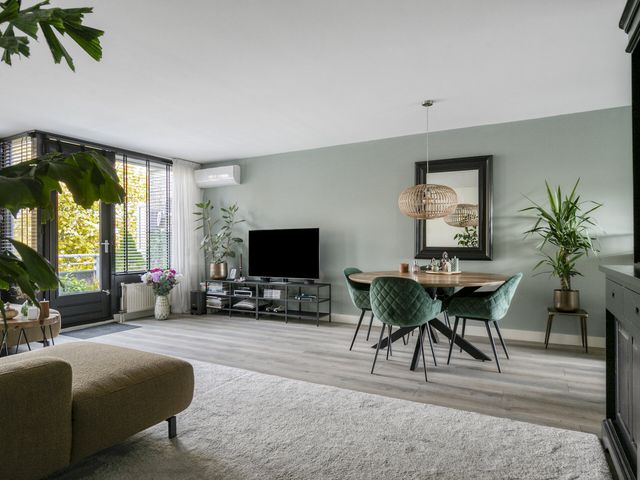 Foto van Moleneindplein 306