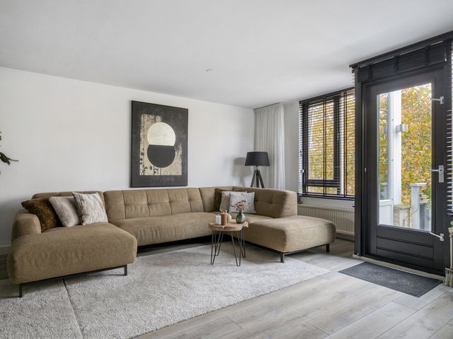 Foto van Moleneindplein 306