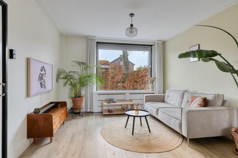 Michiel de Ruyterweg 145