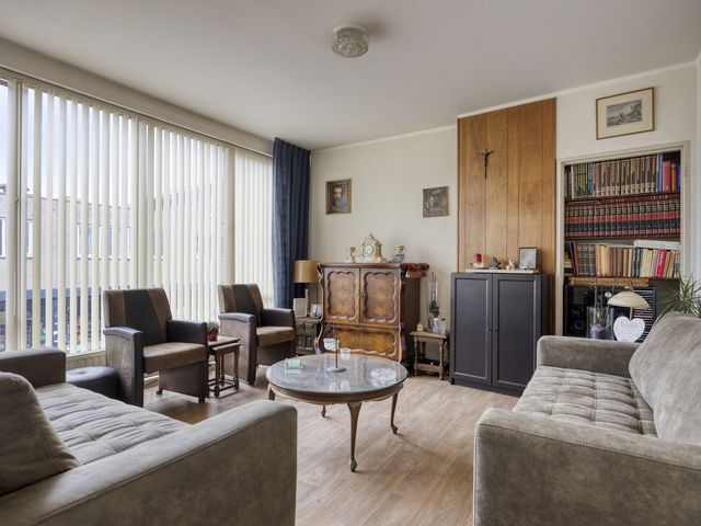 Foto van Moleneindplein 18