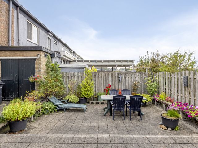 Foto van Moleneindplein 18