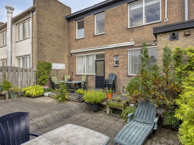 Foto van Moleneindplein 18