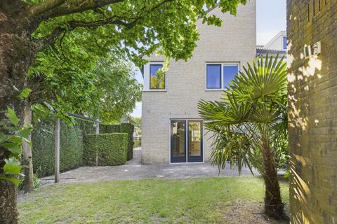 Van de Goorstraat 11