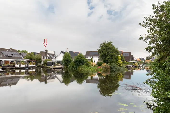 Fransche Brug 25 in Roelofarendsveen