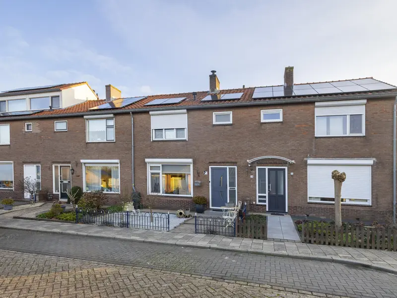 Paulus Potterstraat 16, Hardinxveld-giessendam
