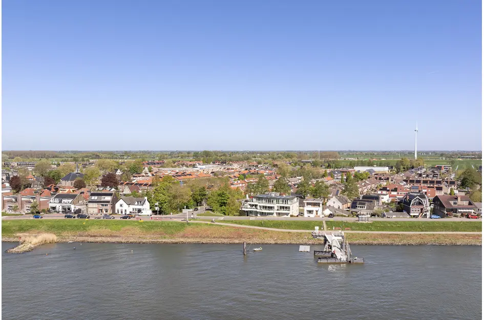 Rivierdijk 245