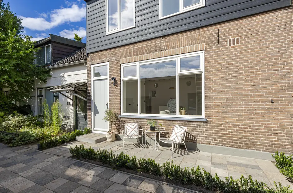 Buitendams 243