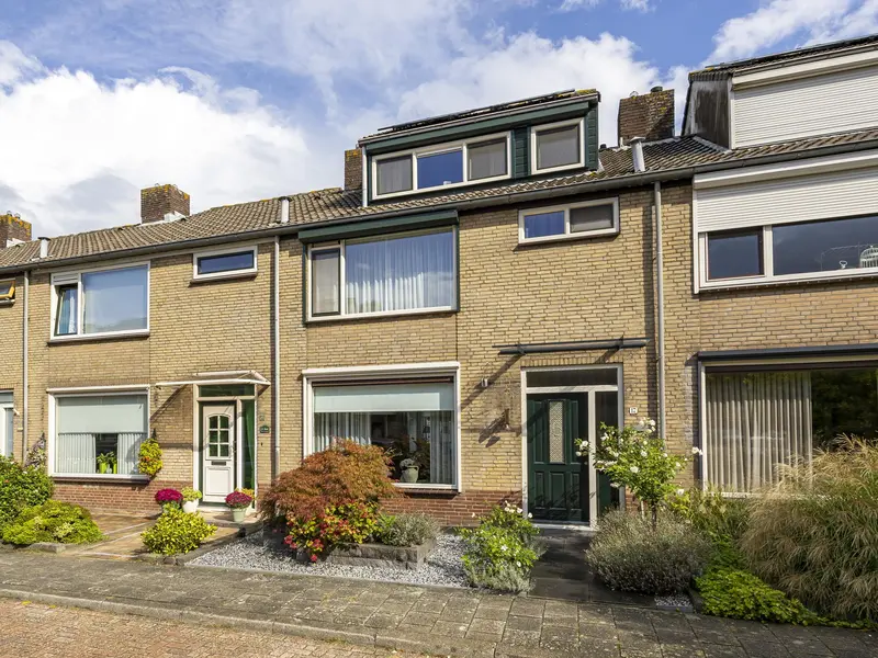 Graaf Adolfstraat 17, Hardinxveld-giessendam