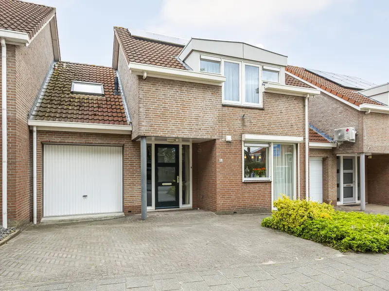 Nieuweweg 6, Hardinxveld-giessendam