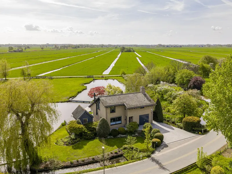 Muisbroekseweg 24, Giessenburg