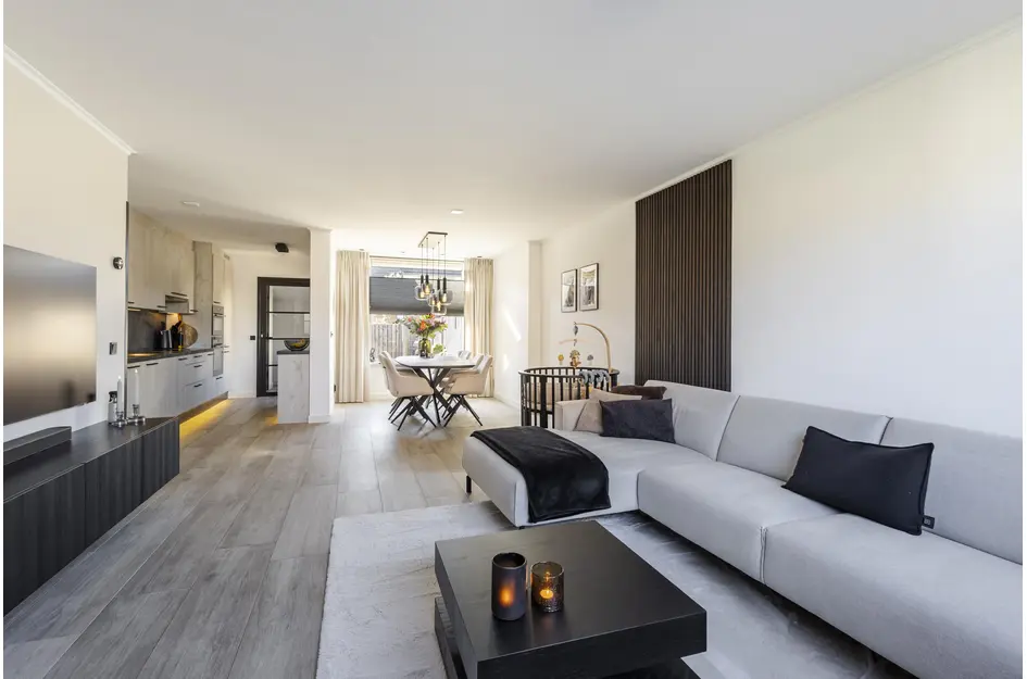 Van Leijdenstraat 26