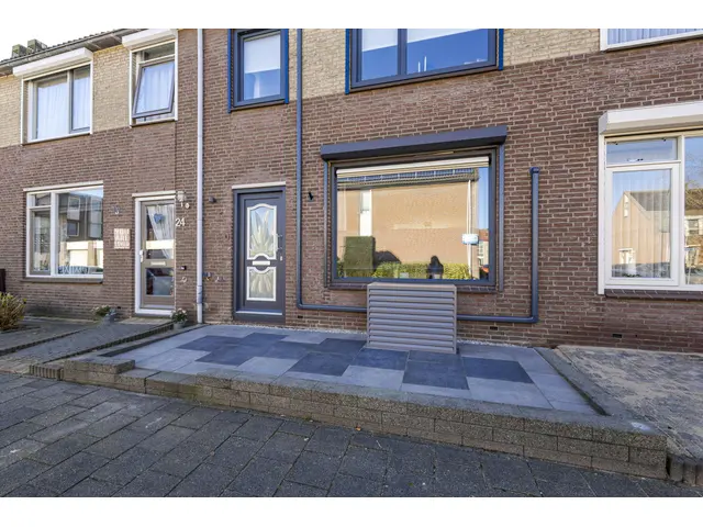 Van Leijdenstraat 26 foto 34