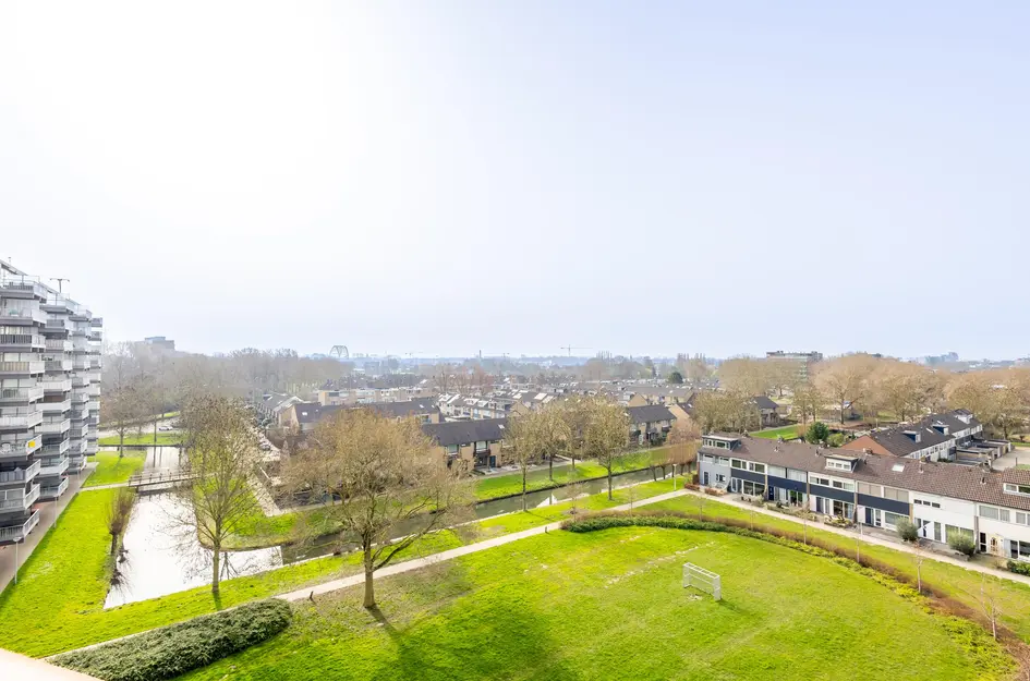 P.J. Oudstraat 70