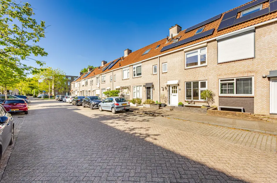 P.A. de Genestetstraat 57