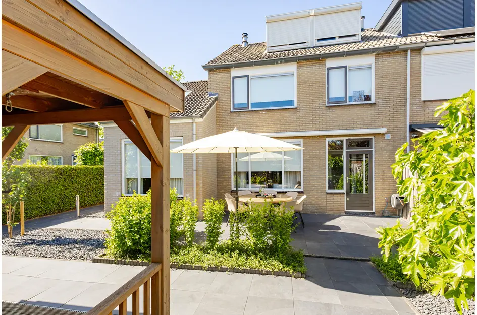 Weresteijn 102
