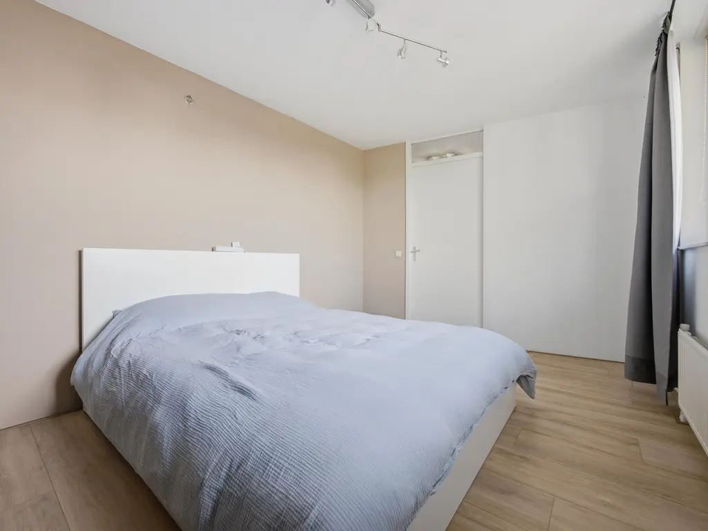 Middellaan 460D21, Breda