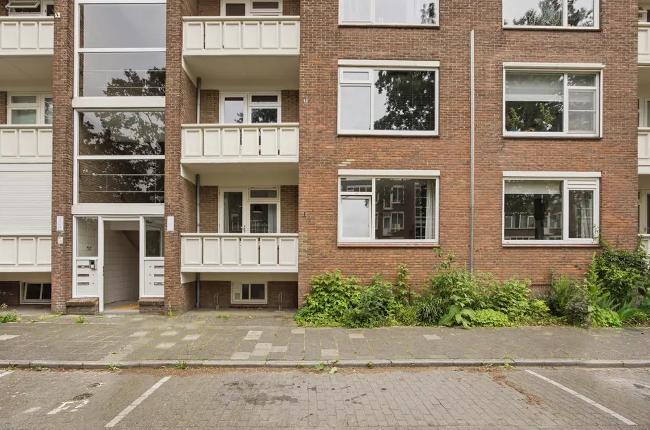 de Wetstraat 10