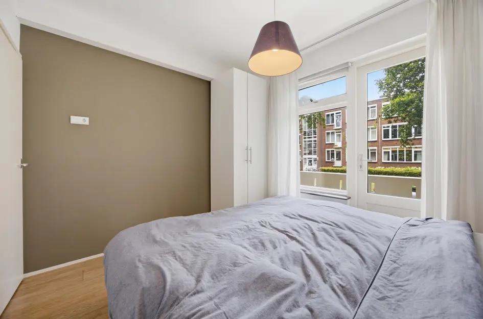 de Wetstraat 10
