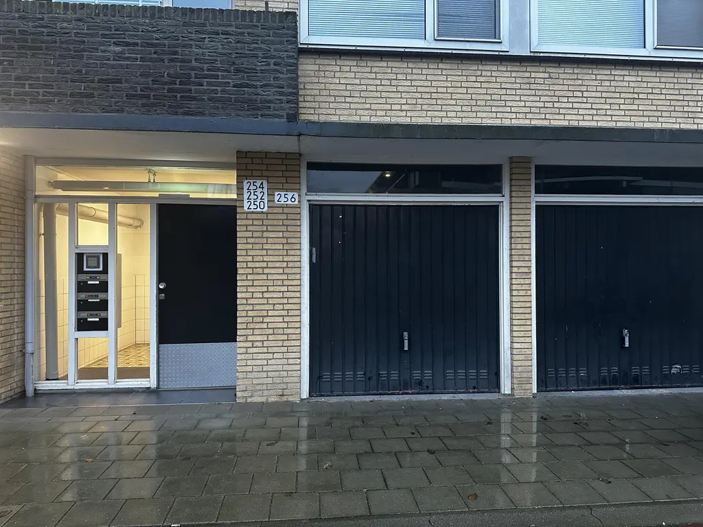 Roosstraat 256 , ZWIJNDRECHT