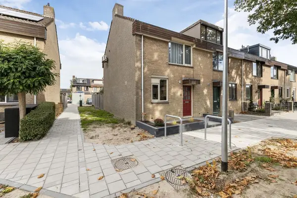 Mendelssohnplantsoen 11, ZWIJNDRECHT