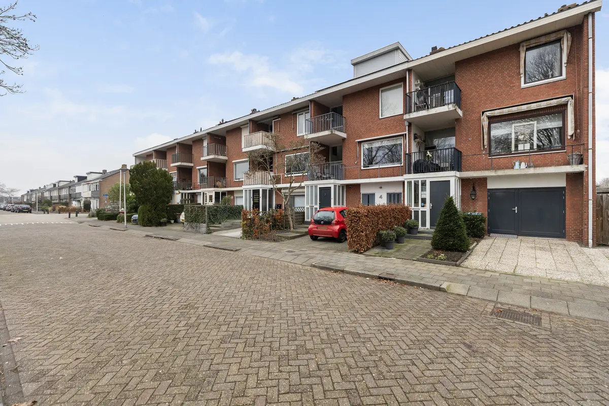Tromplaan 6, HENDRIK-IDO-AMBACHT