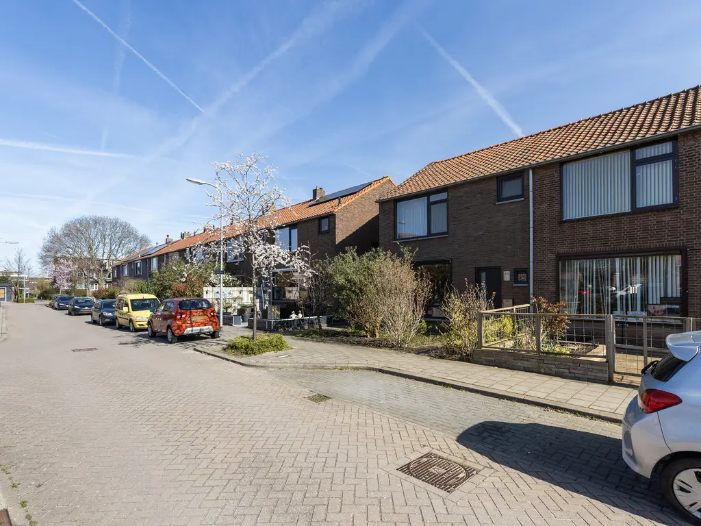 Mesdagstraat 18, ZWIJNDRECHT