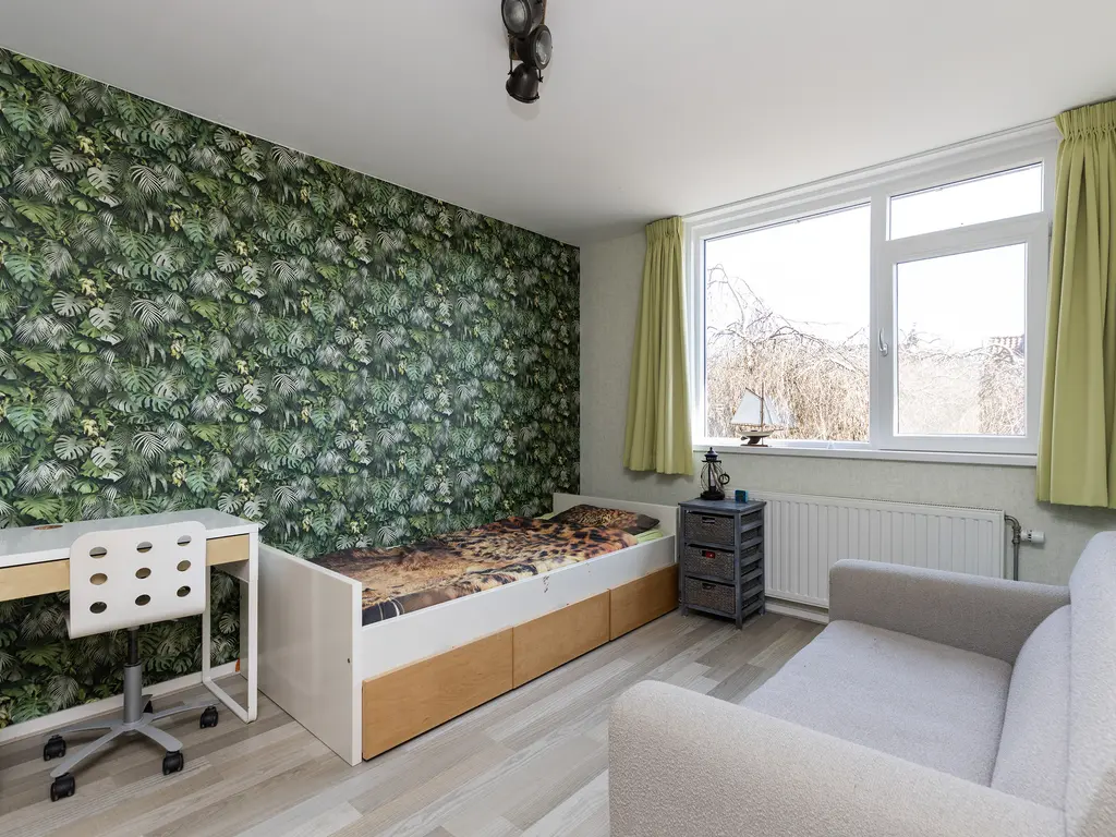 Mesdagstraat 18, ZWIJNDRECHT