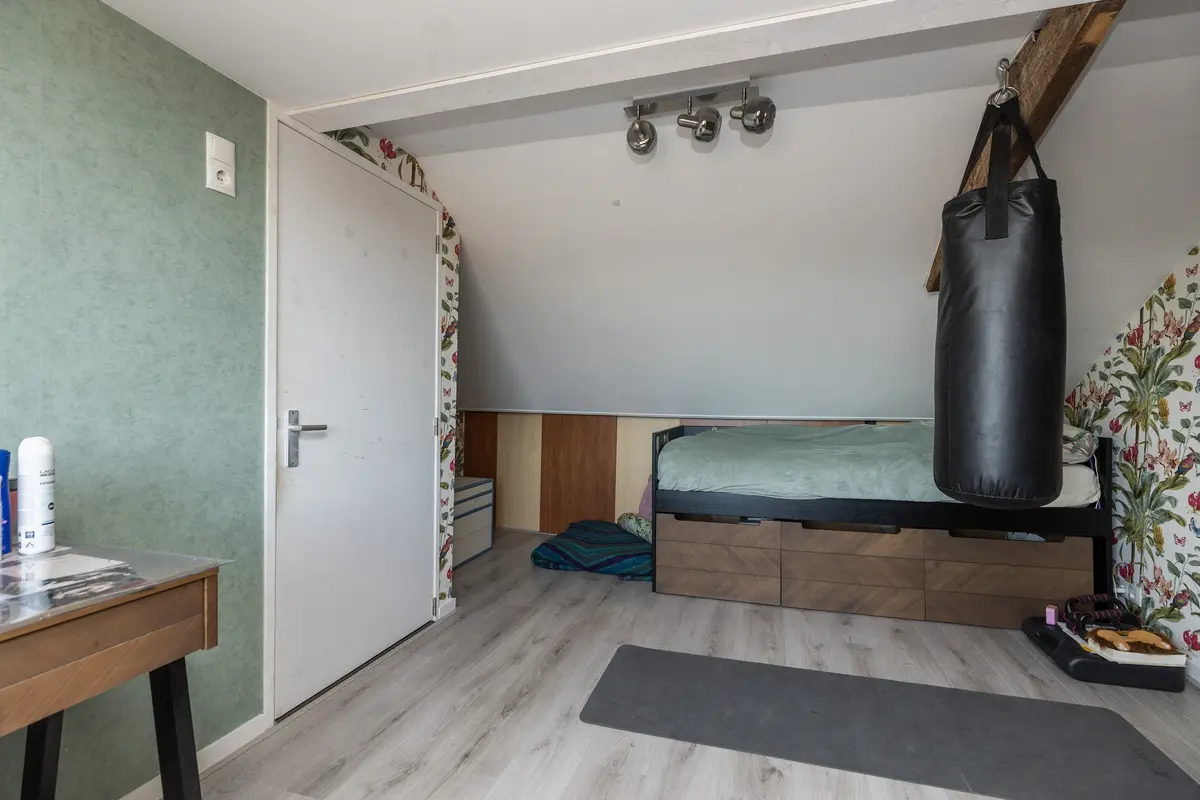 Mesdagstraat 18, ZWIJNDRECHT