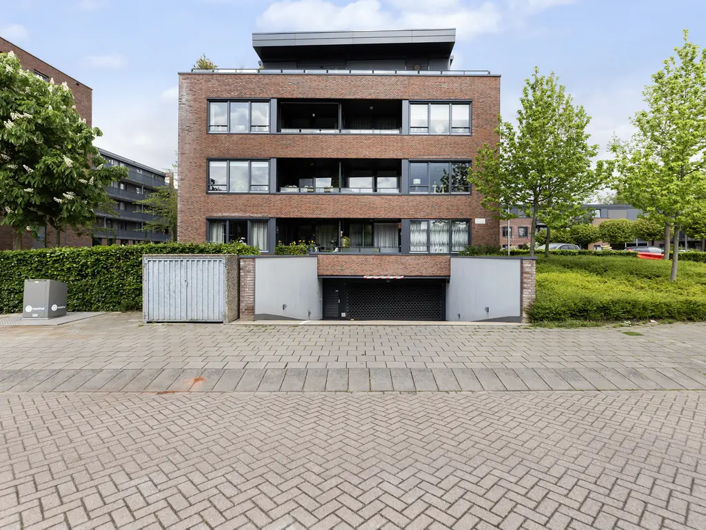 Burgemeester Brouwerstraat 73, ZWIJNDRECHT